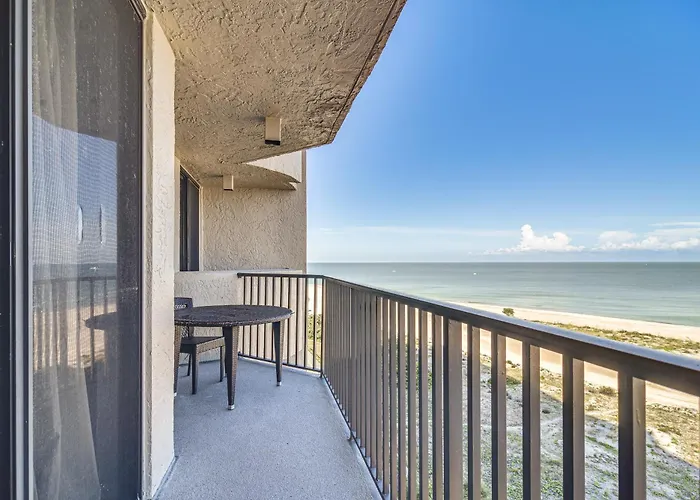 Holiday home Walk To & Eats: W/ Pool In Clearwater! Clearwater Beach