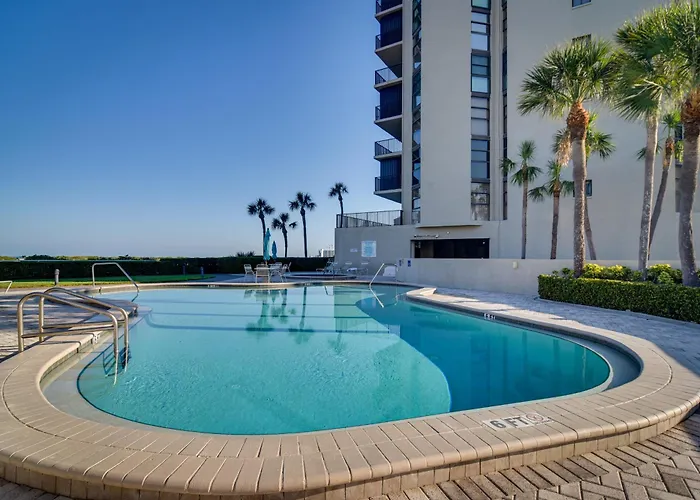 Holiday home Walk To & Eats: W/ Pool In Clearwater! Clearwater Beach